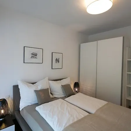 Apartment Parksuites *