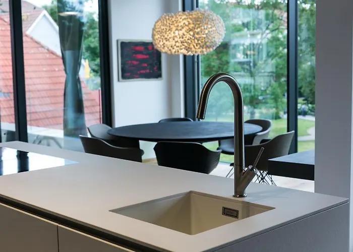 Parksuites Apartment